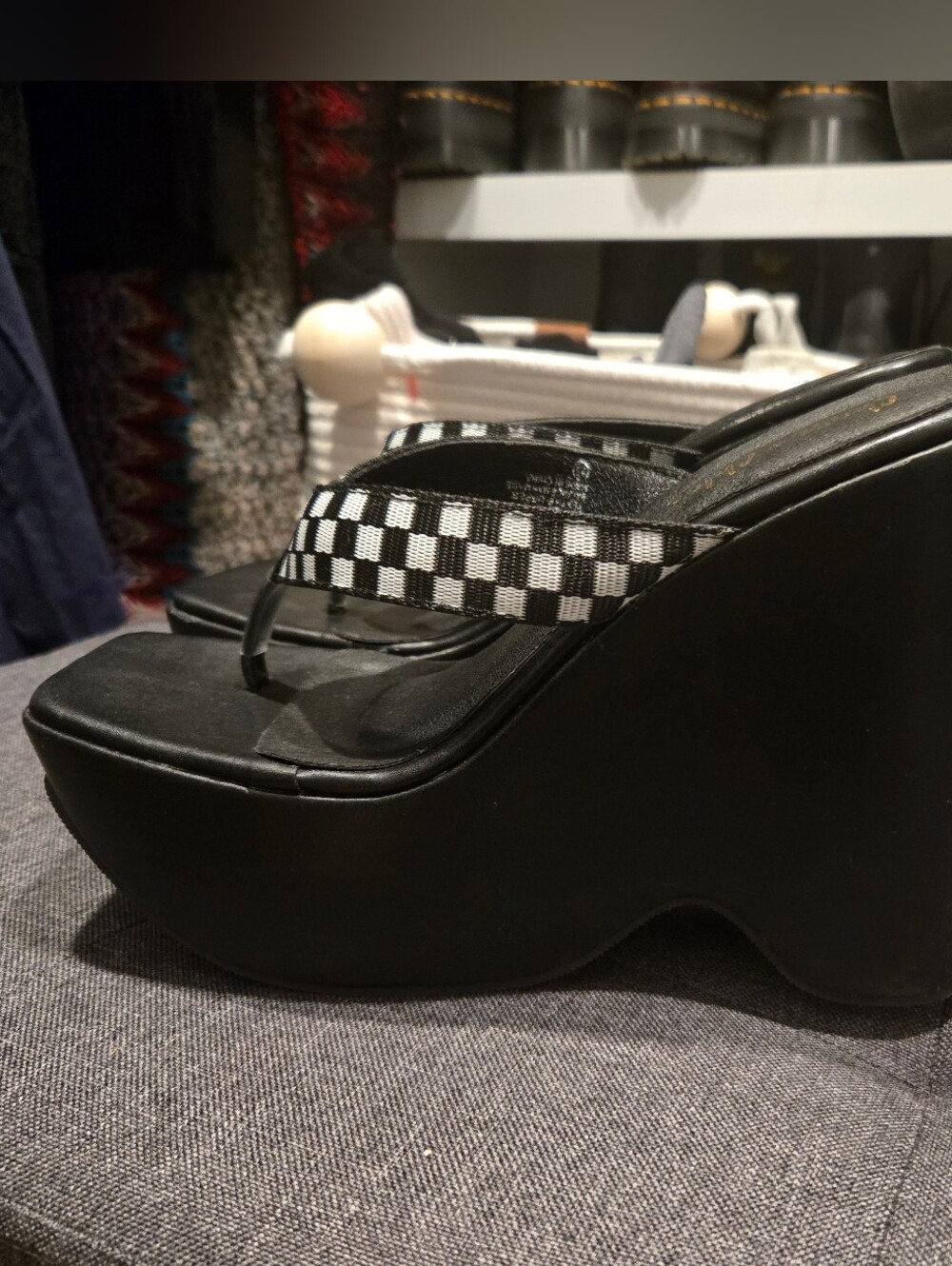 Dollskill Chase + Chloe Black Platform Sandals Size 8.5